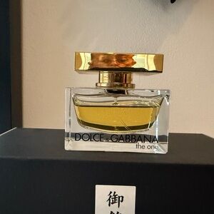 Dolce & Gabbana The One with Gold Cap